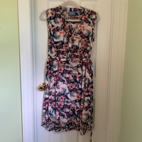 Simple Vera Wang Dress Size small - Picture 1 of 3